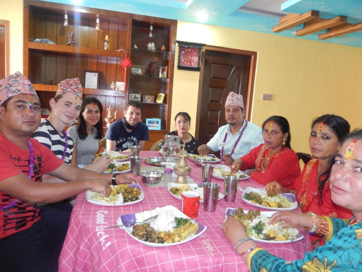 Shine Homestay Famille Francophone - Shine Home And Apartment Catmandu Exterior foto